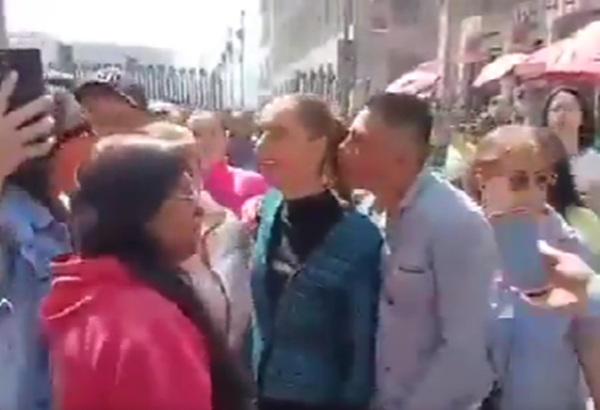 La presidenta Sheinbaum sufre acoso en vía pública de la CDMX; su equipo reacciona tarde