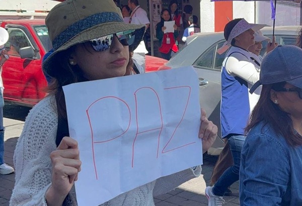 Marchan en San Pedro Cholula para exigir paz, seguridad y mejores vialidades