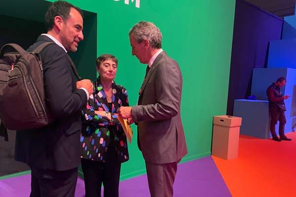 Pepe Chedraui fortalece vínculos internacionales de Puebla en el Smart City Expo World Congress