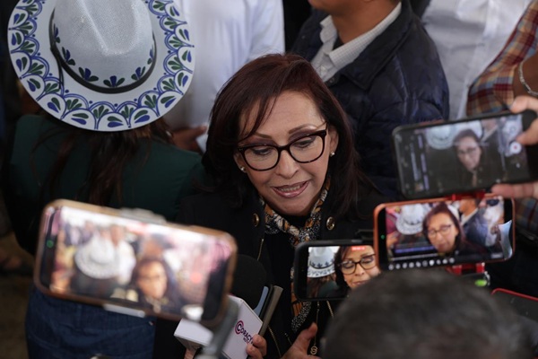 Que manden sus cartitas a Palacio, dice Lorena Cuéllar ante bloqueos carreteros de productores agrícolas de cuatro días en Tlaxcala