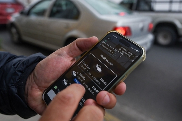 Silvia Tanús explicó que UBER no se ha acercado a la dependencia del Gobierno de Puebla, para revisar los términos del contrato