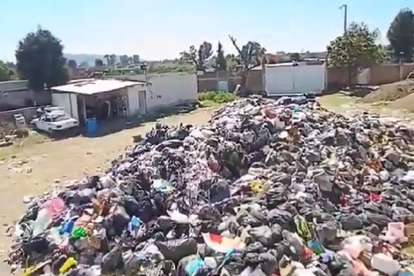 Vecinos denuncian basurero clandestino en municipio de Juan C. Bonilla, Puebla