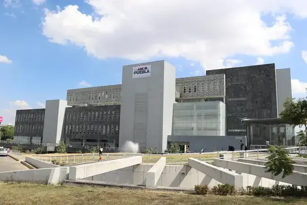 La deuda de las plataformas se firmó en 2012 y vencerá en 2028; mientras que la deuda por el CIS vencerá hasta diciembre de 2037