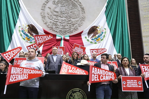 diputada poblana del PRI, Xitlalic Ceja