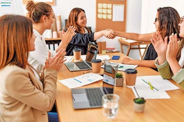 Como parte de las Jornada de Ciencia y Cultura de Paz, UATx organizó la conferencia sobre Liderazgo femenino en entornos administrativos