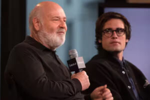 Nick Reiner fue arrestado a las 9:15 PM bajo sospecha de asesinato y actualmente permanece detenido en la cárcel Twin Towers