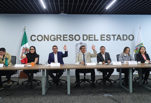 Avala Comisión del Congreso de Puebla alinear transparencia de partidos y sindicatos a marco federal