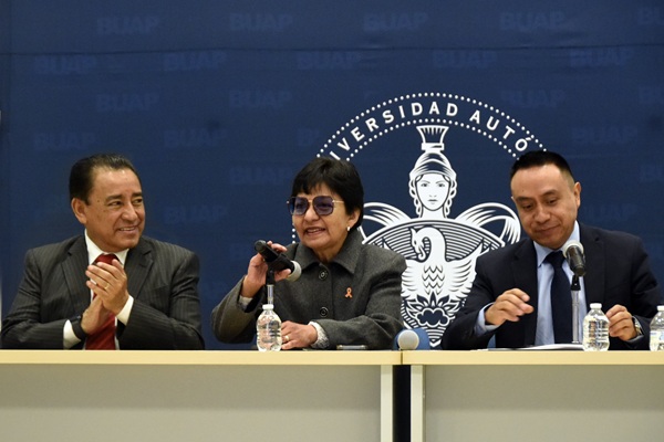 BUAP Consejo de Docencia, fundamental en la trayectoria de los estudiantes Rectora Lilia Cedillo Ramírez