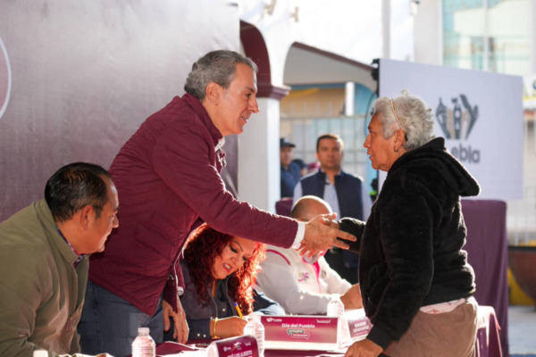 En esta jornada en Xonacatepec, se colocaron mesas de atención a cargo de las y los titulares de las secretarías municipales