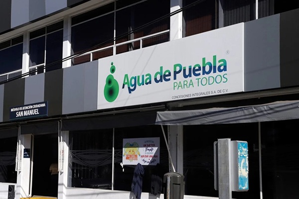 Colectivos piden a gobierno de Puebla comprar 74.85 % de las acciones de Agua de Puebla
