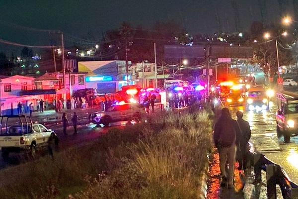 Delincuentes roban vehículo en la CAPU, y en su huida arrollan a familia en La María; una mujer murió y otra se reporta grave