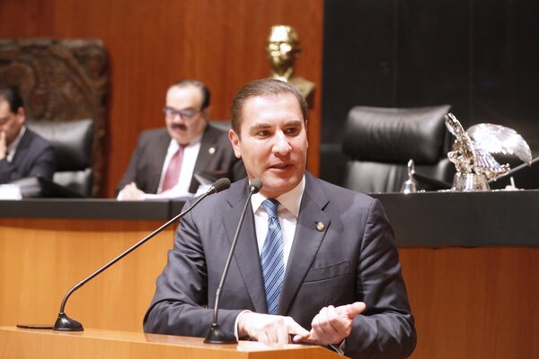 Cuando llegó a la gubernatura de Puebla en 2011, Rafael Moreno Valle tenía ya urdido un plan para robarse el presupuesto del estado