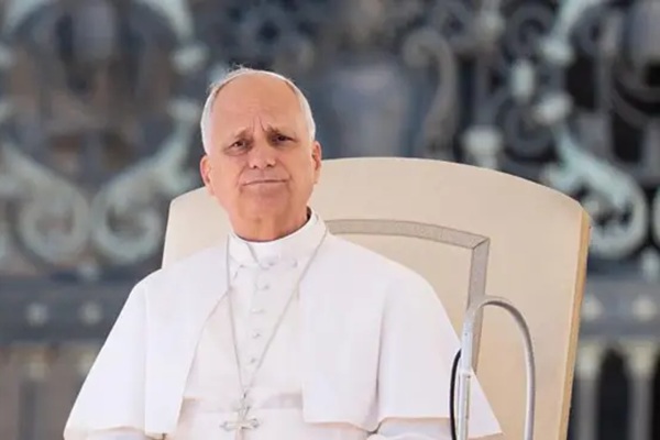 El Papa León XIV cuestiona el rearme de la Unión Europea