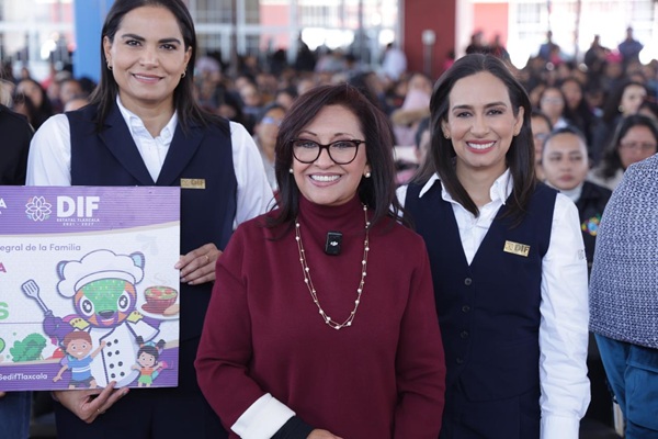 Entrega gobierno de Tlaxcala equipo para comedores escolares del SEDIF