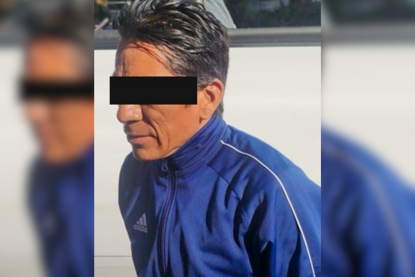 Detuvieron al presunto asaltante por el robo de un teléfono en una unidad de transporte público sobre Bulevar Forjadores en San Pedro Cholula