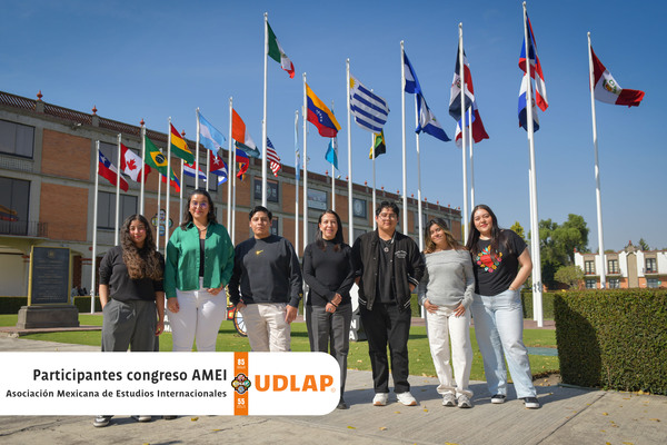 lLa participación de la comunidad UDLAP en este congreso de la AMEI fue con el objetivo de aprender sobre las relaciones internacionales
