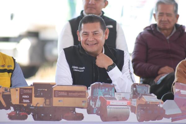 El Libramiento Norte de Puebla podría llevar el nombre del exgobernador, Manuel Barlett Díaz, impulsor de dicha vialidad