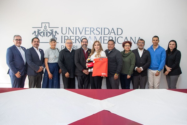 IBERO Puebla y SEDIF unidos por la paz