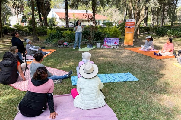 El taller de Ecofeminismo impartido por Pamela González Corona, reunió a mujeres interesadas en comprender cómo la defensa del medio ambiente