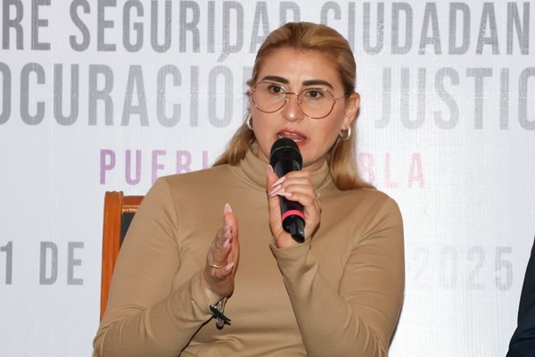 Idamis Pastor conoció a ex fiscales de FGE Puebla investigados por corrupción