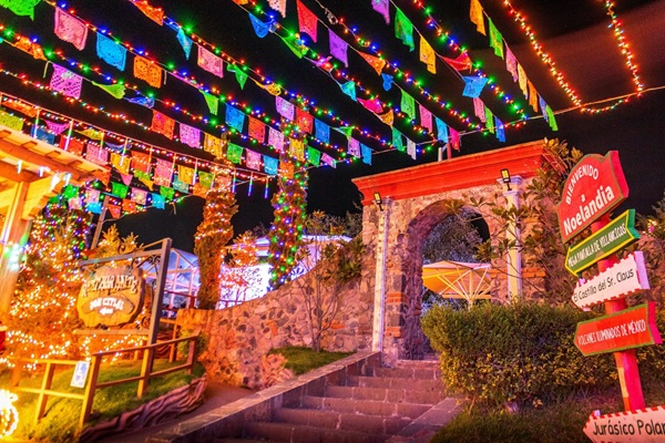 Inició Noelandia 2025 en Volcanic Park para celebrar la magia de la navidad