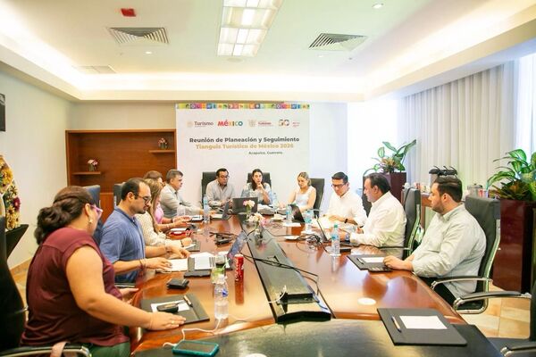 Se revisaron los avances logísticos, operativos y de promoción de la edición 50 del Tianguis, que será del 27 al 30 de abril 2026