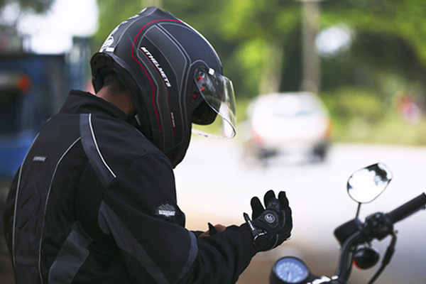 El Ayuntamiento de Puebla trabajará con el Congreso y el gobierno estatal para que en el 2026 el uso de casco certificado sea obligatorio