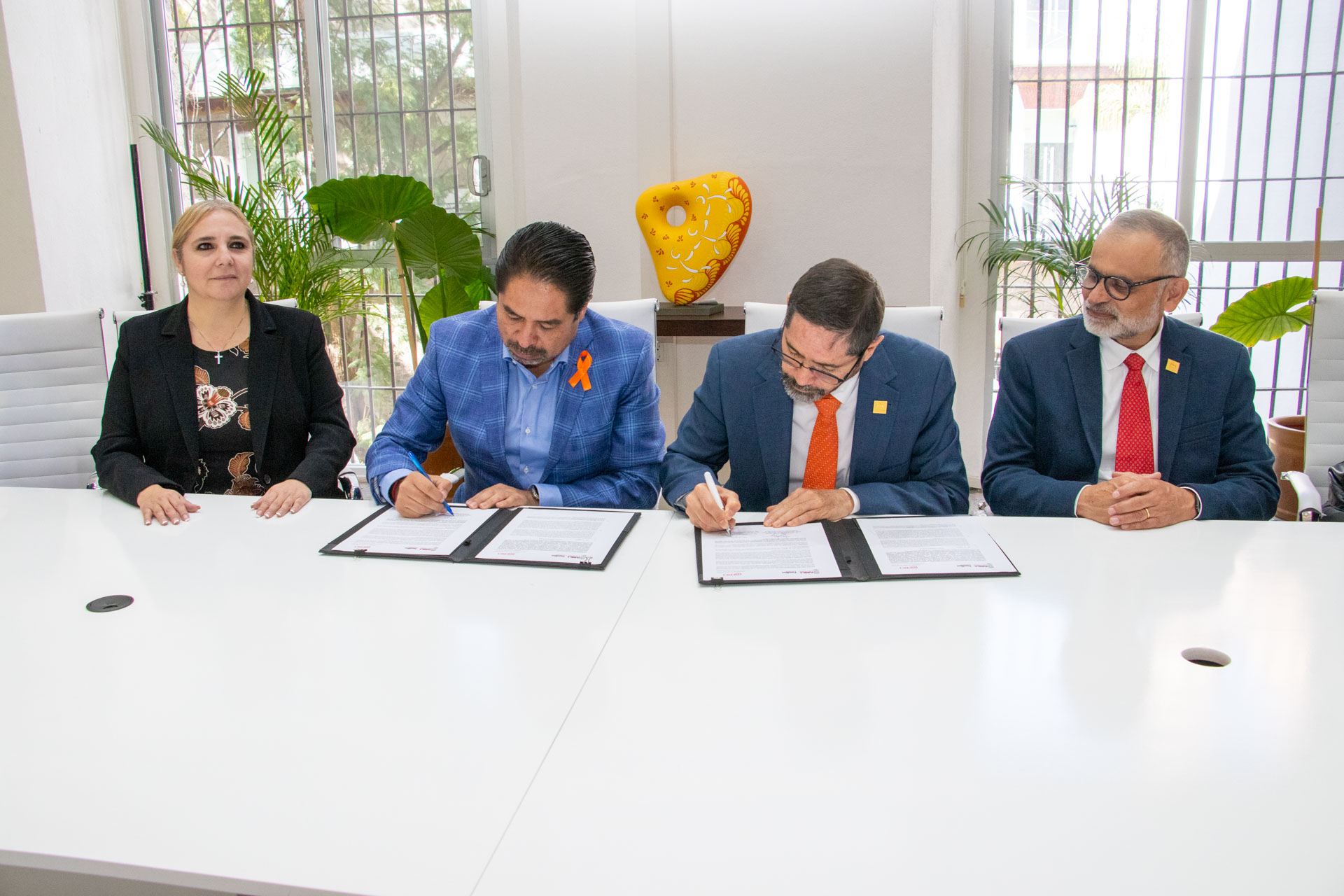 Gracias el convenio la comunidad de la IBERO podrá realizar prácticas profesionales o servicio social en el SEDIF de Puebla