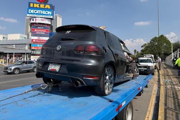 La propietaria del Golf GTI a la que se hace mención, Sandra Paola N. el día del accidente viajaba de copiloto, y murió dos días después