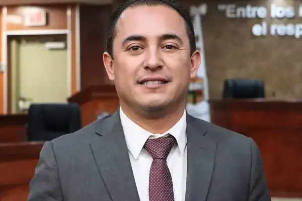 Por medio de sus redes sociales, el alcalde José Luis Dagnino informó de manera pública lo ocurrido la tarde del 2 de diciembre