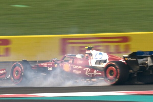 Lewis Hamilton de Ferrari perdió el control del monoplaza en la curva número 9 de manera estrepitosa en el Circuito de Yas Marina
