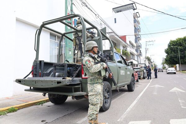 La SSP de Puebla, en coordinación con autoridades federales y municipales, efectuó 281 operativos que permitieron detener a 92 personas