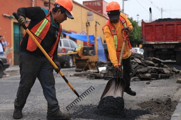 En la licitación para los trabajos de bacheo 2026, se específica que el primer acuerdo debe iniciar el 5 de febrero y concluye en mayo