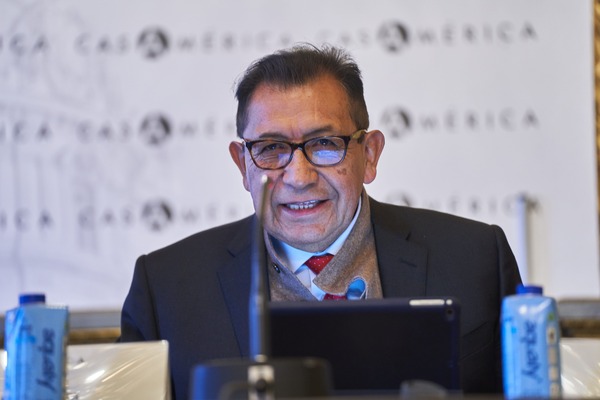 Serafín Ortiz, Rector de UATx, participó en el Seminario “Tlaxcaltecas y españoles: un encuentro que marcó la Historia (siglos XVI y XVII)”