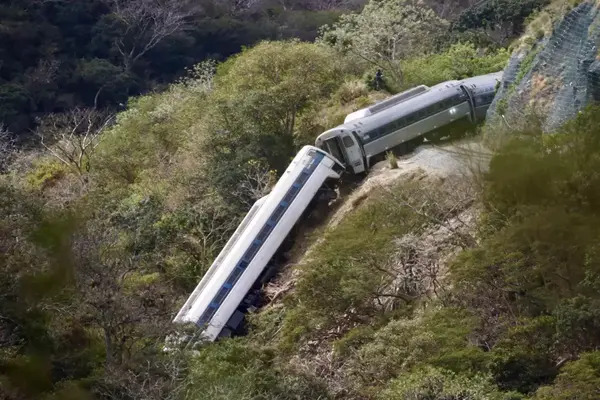 El número de fallecidos por el descarrilamiento del Tren Interoceánico ascendió, luego de que IMSS Bienestar confirmó la muerte de una paciente