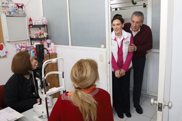 DIF Puebla Capital inicia el año con 60 cirugías gratuitas de cataratas mediante el programa “Iluminando Miradas”