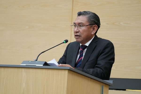 Se presentó un punto de acuerdo para que el Gobierno, Ayuntamientos y Concejos Municipales prioricen la contratación de talento local