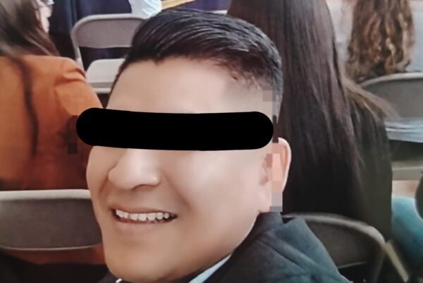 Coordinador de Turismo de Tehuacán es señalado de provocar choque; huye y deja a un hombre herido