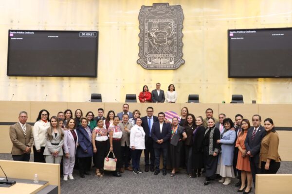 Diputadas y diputados que aspiren a candidatura deben solicitar licencia: Pavel Gaspar