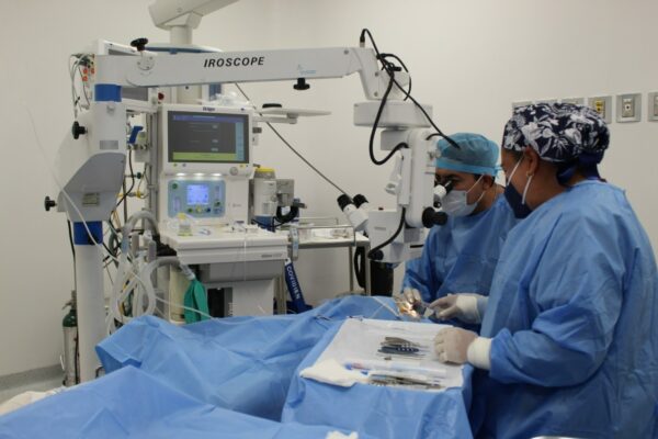 Secretaría de Salud de Tlaxcala realiza 1,500 cirugías gratuitas de cataratas en un año