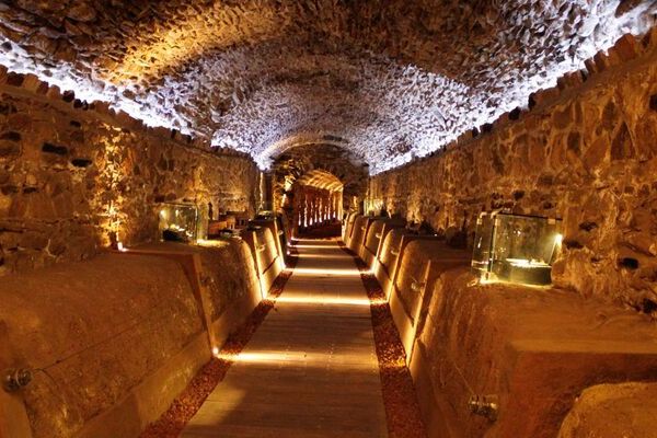 A través de la Gerencia del Centro Histórico y Patrimonio Cultural de la ciudad se dio mantenimiento integral en el Puente de Bubas