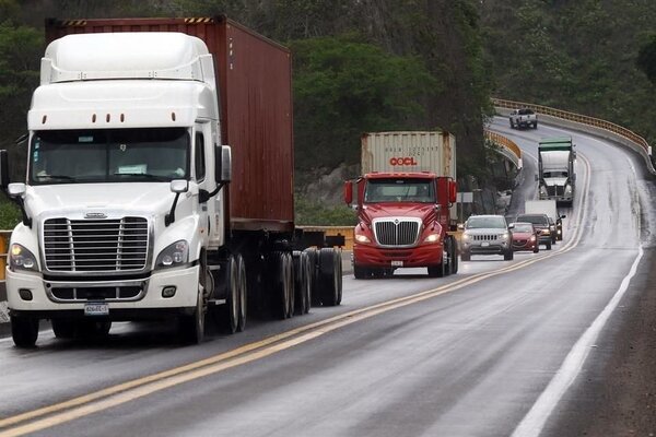 Los casos de robo a transportistas en Puebla mostraron una tendencia a la baja, según datos publicados por la Fiscalía del Estado