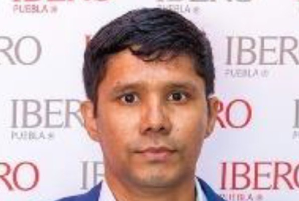 Leonardo Ariel Escobar Barrios, académico de la Ibero Puebla, desaparece en Apodaca, Nuevo León