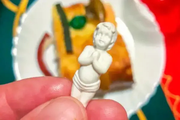 La campaña de reciclaje de muñecos de la Rosca estará hasta el sábado 10 de enero, con atención hasta las 2:00 de la tarde