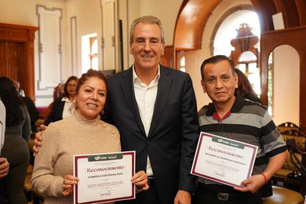 Reconoce Pepe Chedraui a personas jubiladas sindicalizadas por su servicio a la ciudad