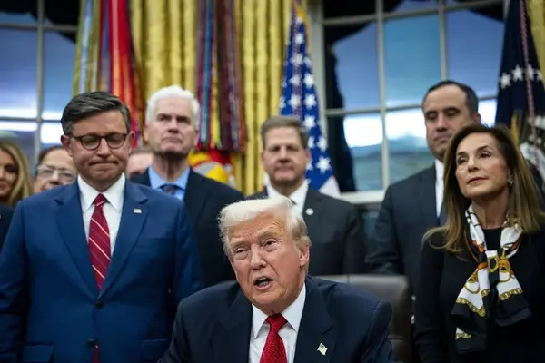 "El presidente Trump ha dejado claro que la adquisición de Groenlandia es una prioridad de seguridad nacional" dijo Karoline Leavitt