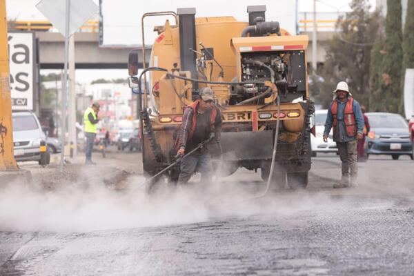 Ayuntamiento de Puebla invertirá 30 mdp para adquirir maquinaria para Tren para Pavimentación
