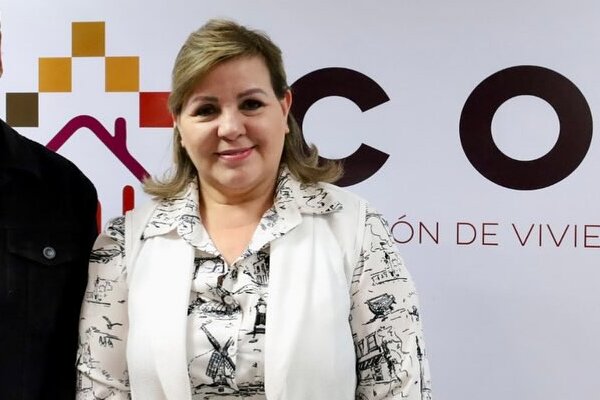 La alcaldesa de Bacanora, Nora Biebrich Duarte, y su hijo viajaban de Hermosillo a Mazatlán cuando fueron atacados por sujetos armadosLa alcaldesa de Bacanora, Nora Biebrich Duarte, y su hijo viajaban de Hermosillo a Mazatlán cuando fueron atacados por sujetos armados