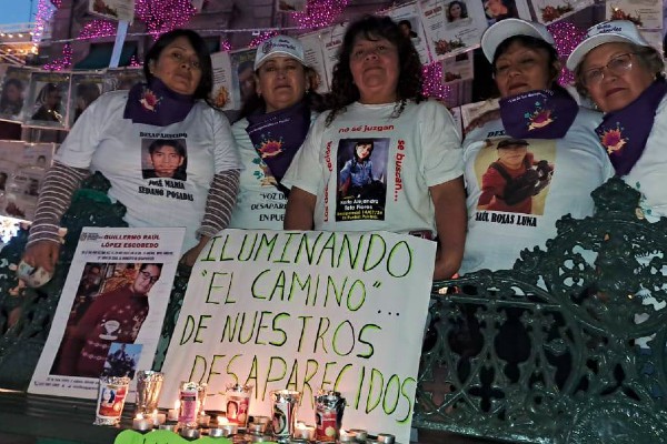 Por 8 M, madres buscadoras y Voz de los Desaparecidos convocan a concentración en el Zócalo de Puebla