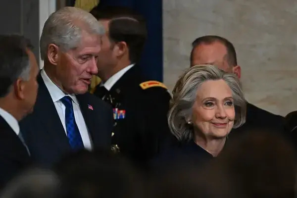 Bill y Hillary Clinton declararán frente a un comité de la Cámara de Representantes como parte de investigaciones del caso Epstein